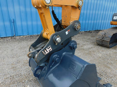 CASE 130B EXCAVATOR