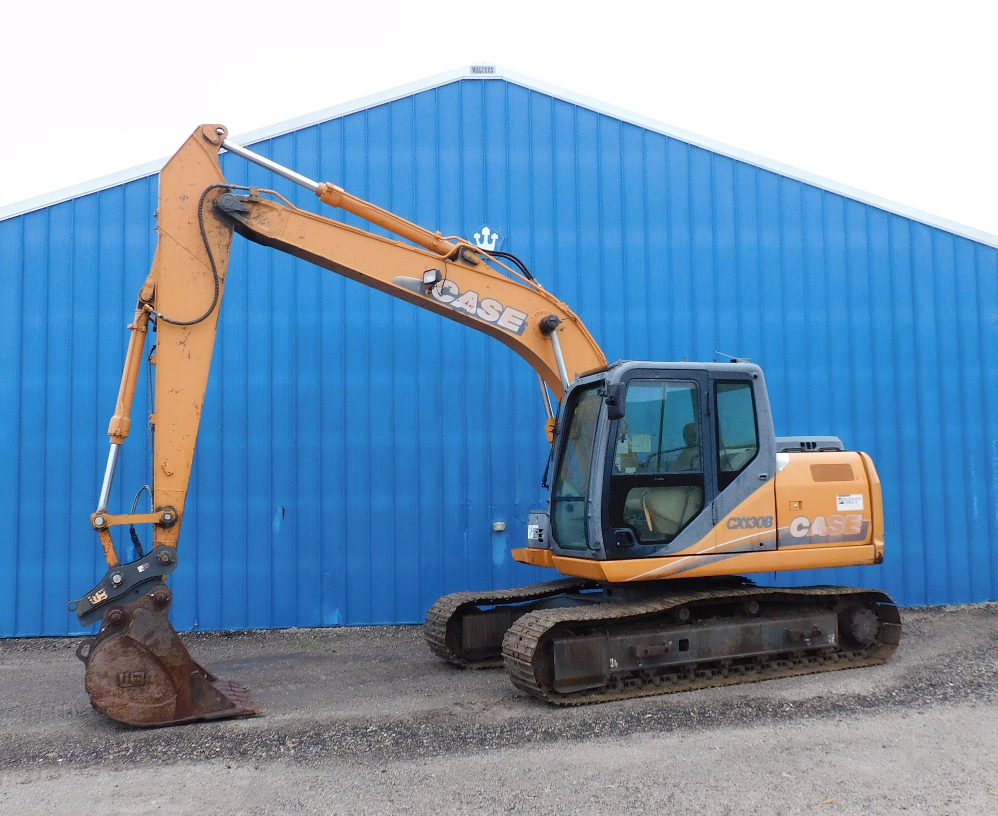 CASE 130B EXCAVATOR