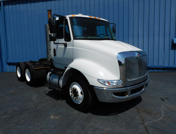 INTERNATIONAL TRANSTAR 8600 SEMI