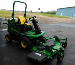 JOHN DEERE 1570 LAWN MOWER