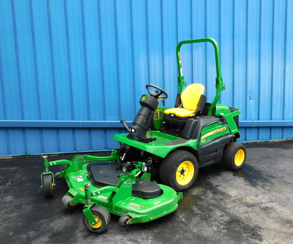 JOHN DEERE 1570 LAWN MOWER