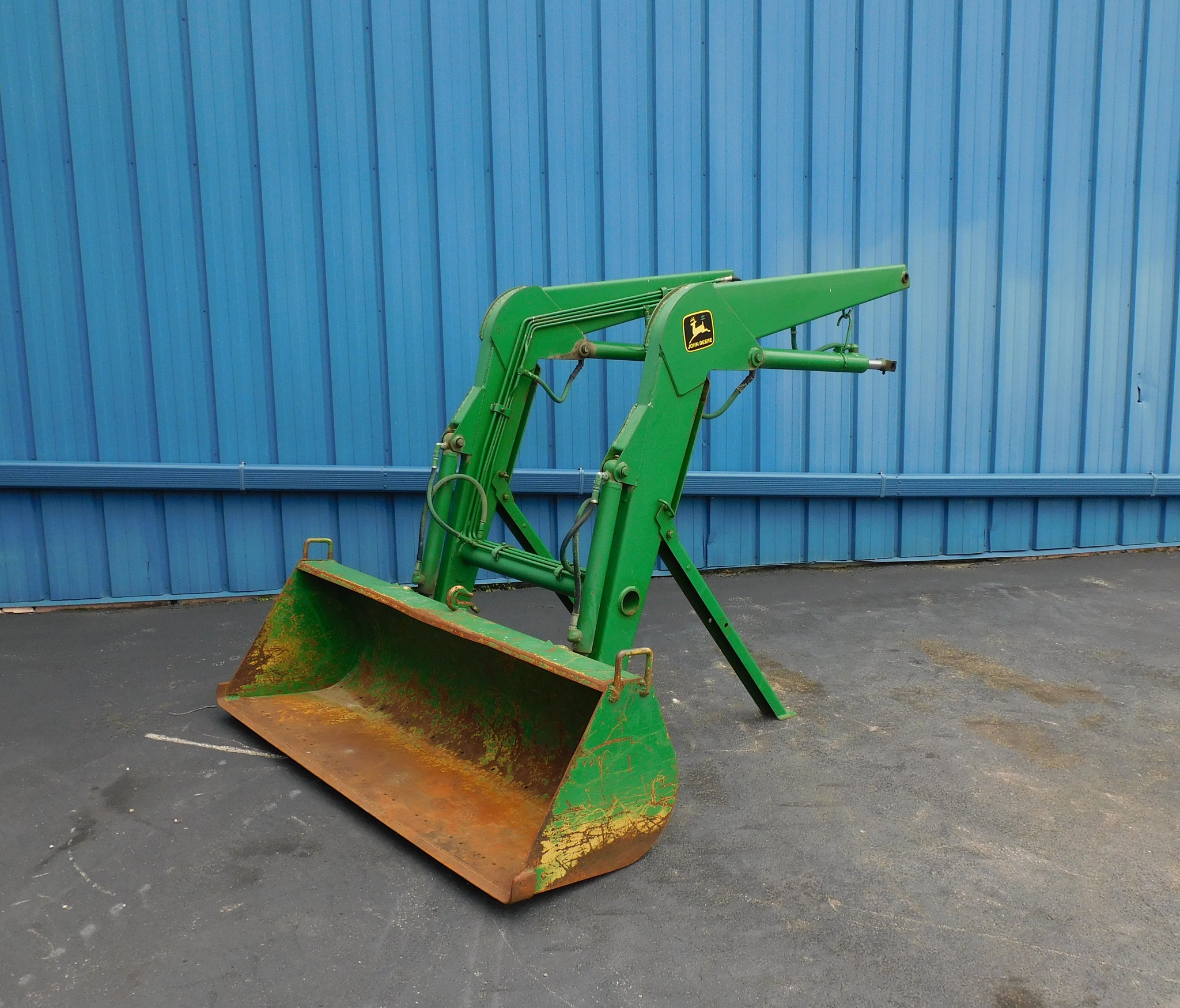 JOHN DEERE 175 QT LOADER