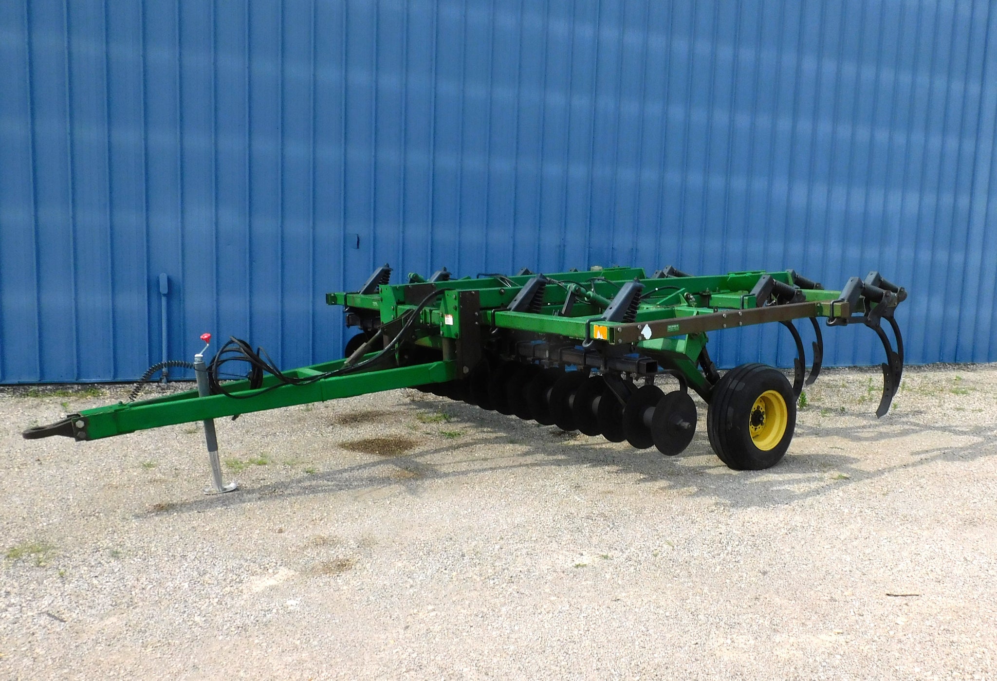 JOHN DEERE 714 DISC CHISEL