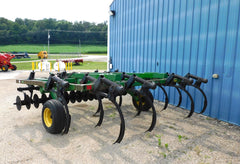 JOHN DEERE 714 DISC CHISEL