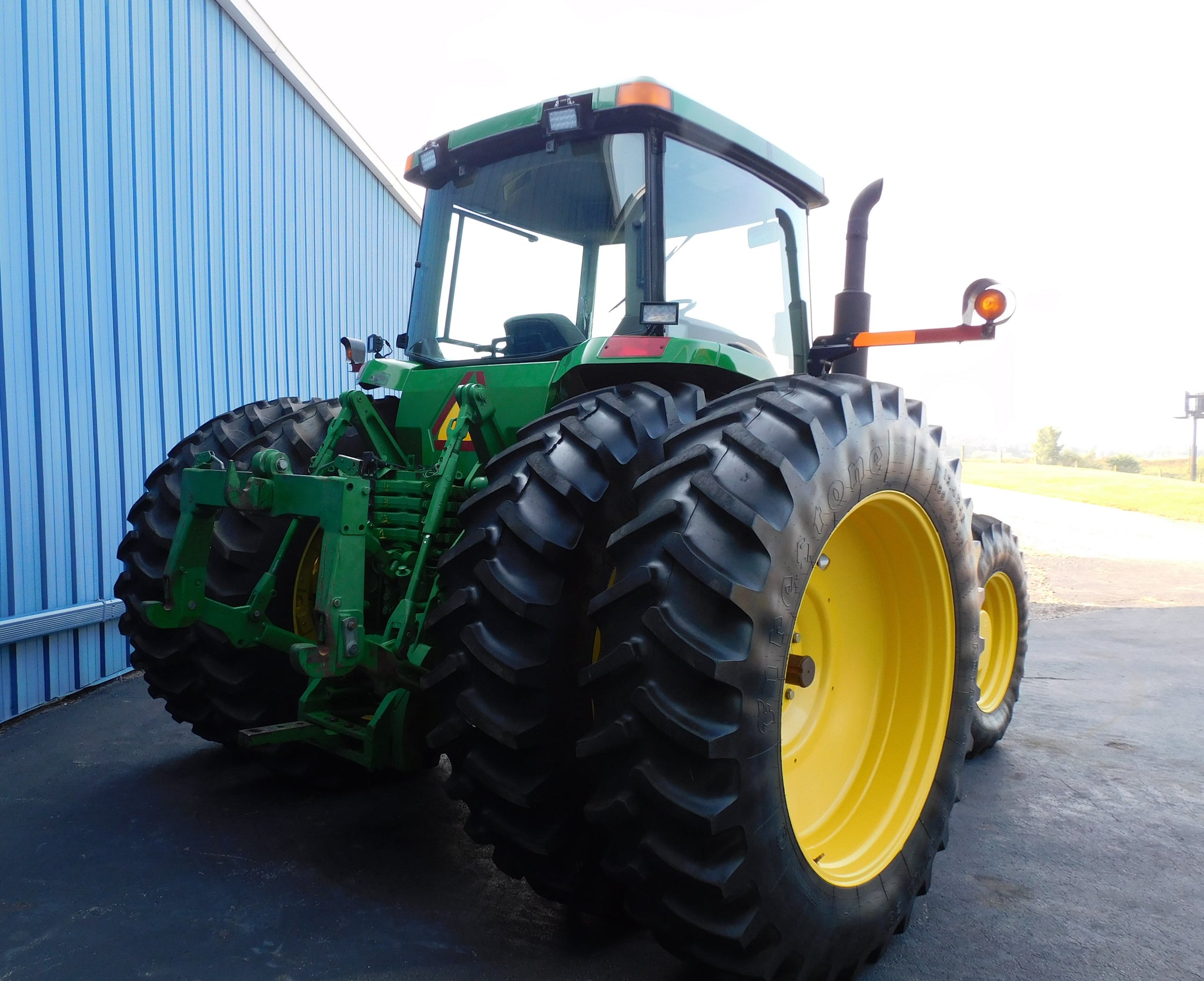 JOHN DEERE 8110