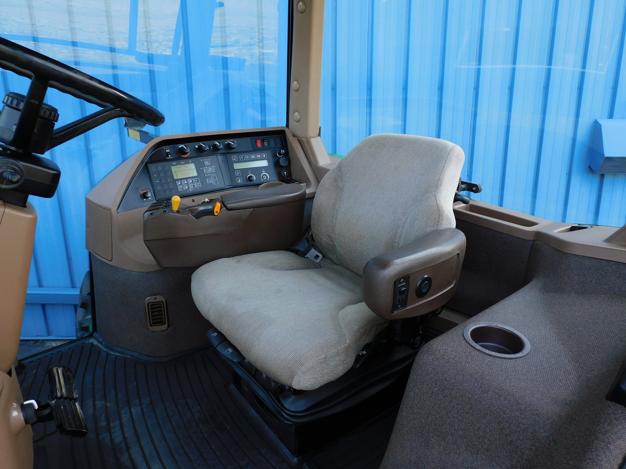 JOHN DEERE 8110