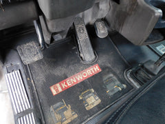 KENWORTH T800 DAY CAB