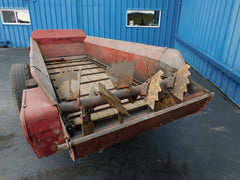 NEW HOLLAND 327 SPREADER