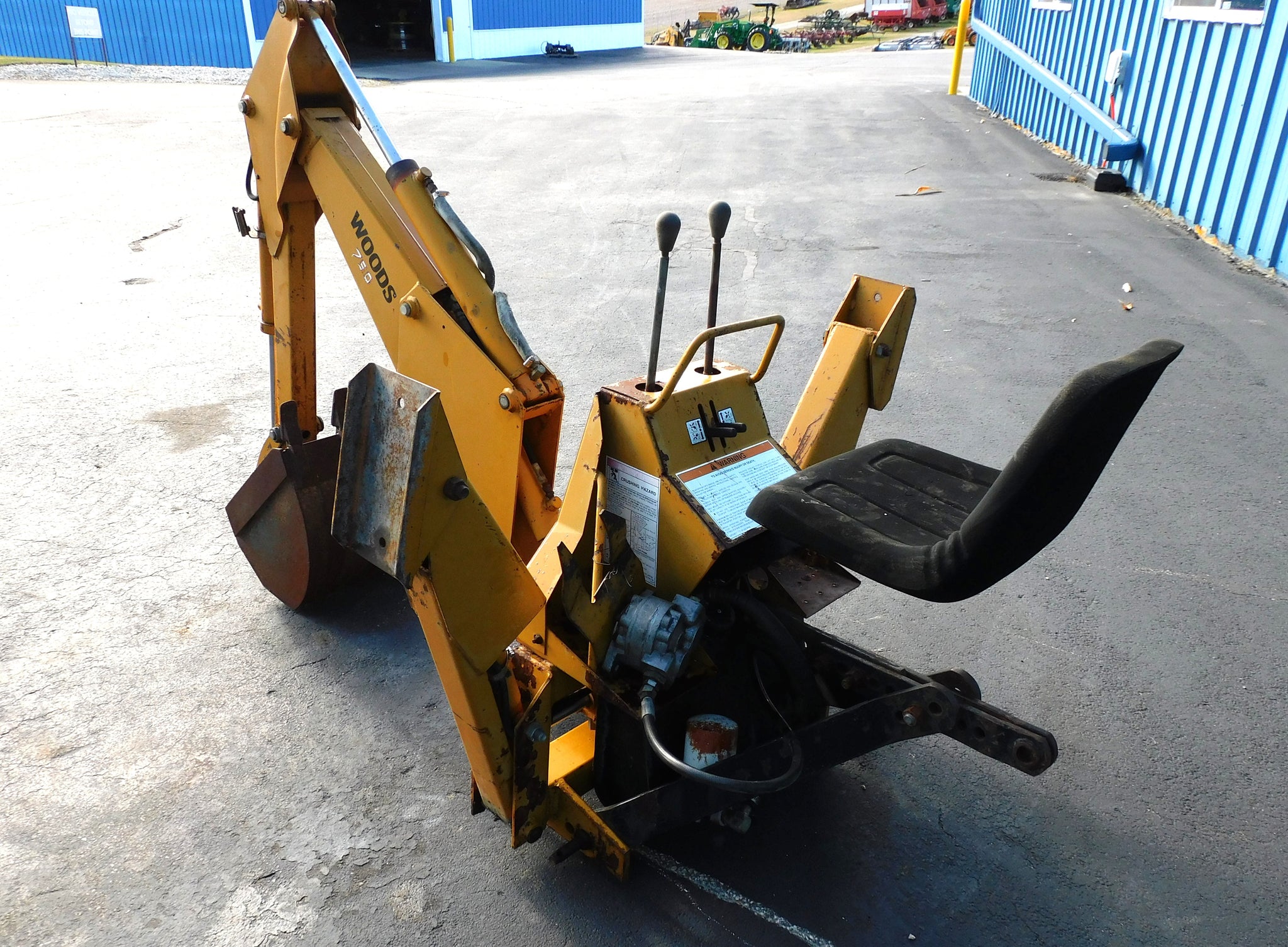 WOODS BH750-3 BACKHOE